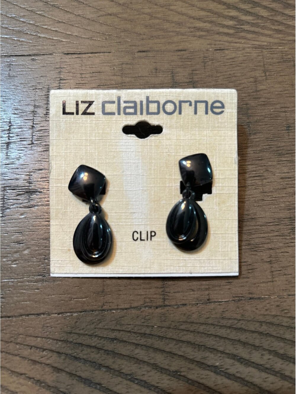 Liz Claiborne Twist and Shout Black Clip-On Earrings Original Card